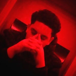 Meet your Posher, Elias